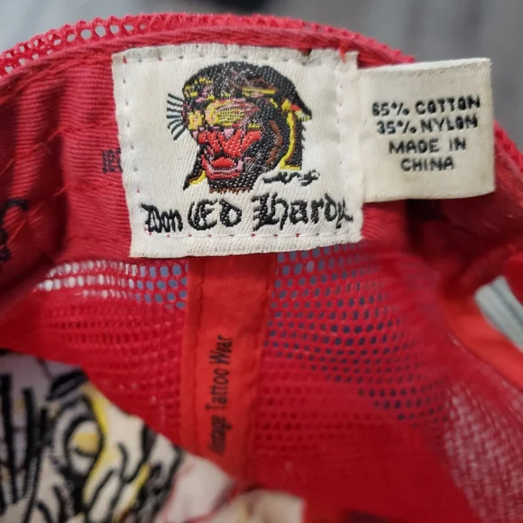 Ed Hardy Snapback Trucker Hat Tiger Plaid Embroidered Red Mesh Vintage Unisex - Picture 6 of 8
